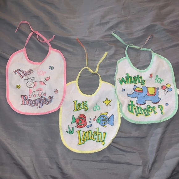 Bibs - Picture 1 of 4